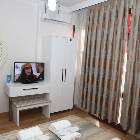 فندق Rosalie Palace 3*