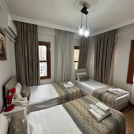Ξενοδοχείο Rosalie Palace