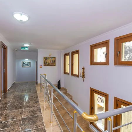 Rosalie Palace 3*