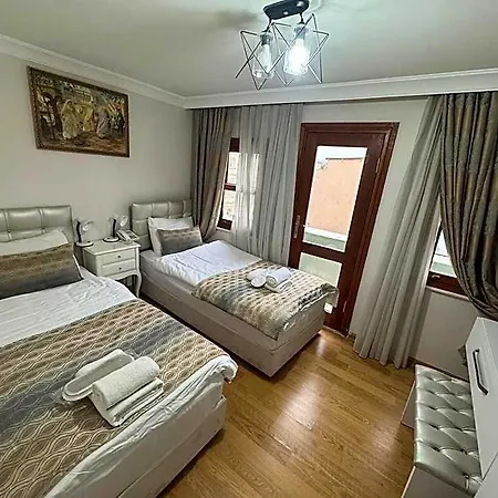 Rosalie Palace 3* Istanboel