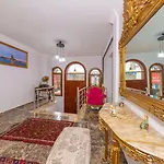 Ξενοδοχείο Rosalie Palace 3*