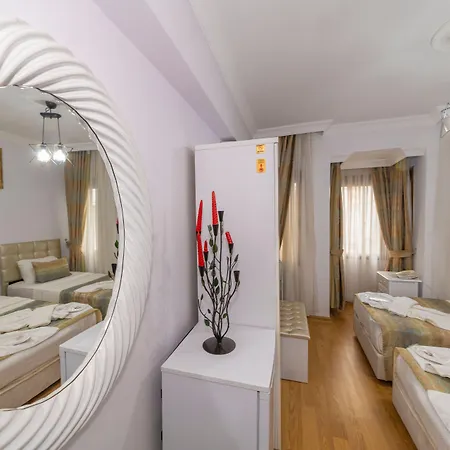 Rosalie Palace 3*